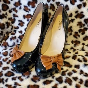 NEW GUESS Caylee Black Patent Large Bow Platforms Heels, Size 11 - NWB